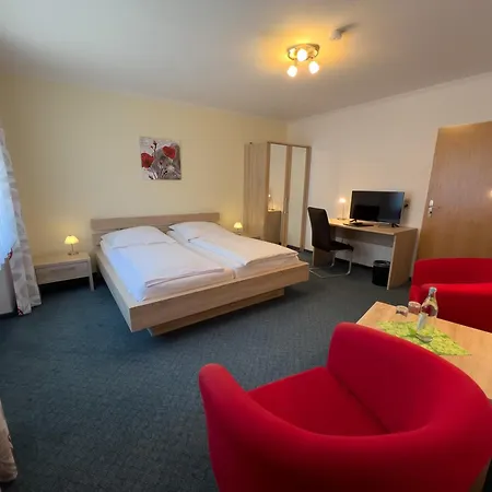 Haus Christel מלון דירות 3*