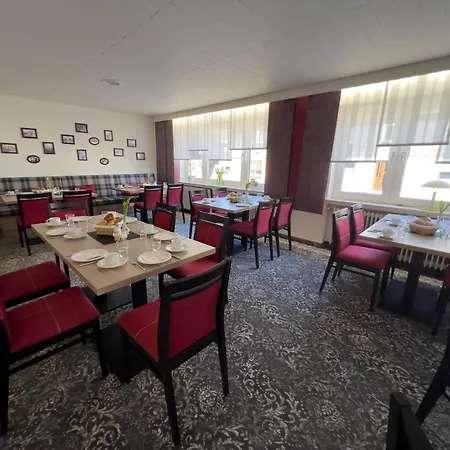 מלון דירות Haus Christel 3*