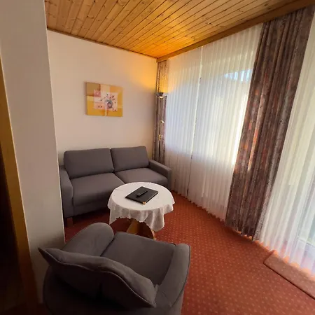 מלון דירות Haus Christel וילינגן