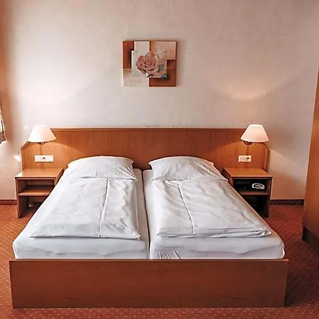 Aparthotel Haus Christel 3*