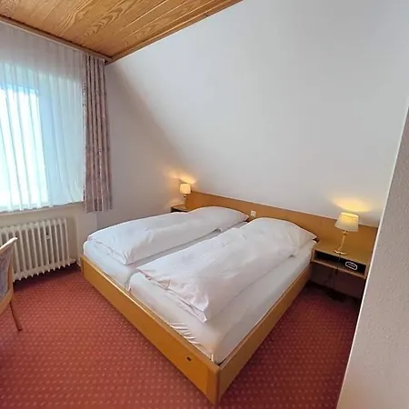 Haus Christel 公寓式酒店 3*